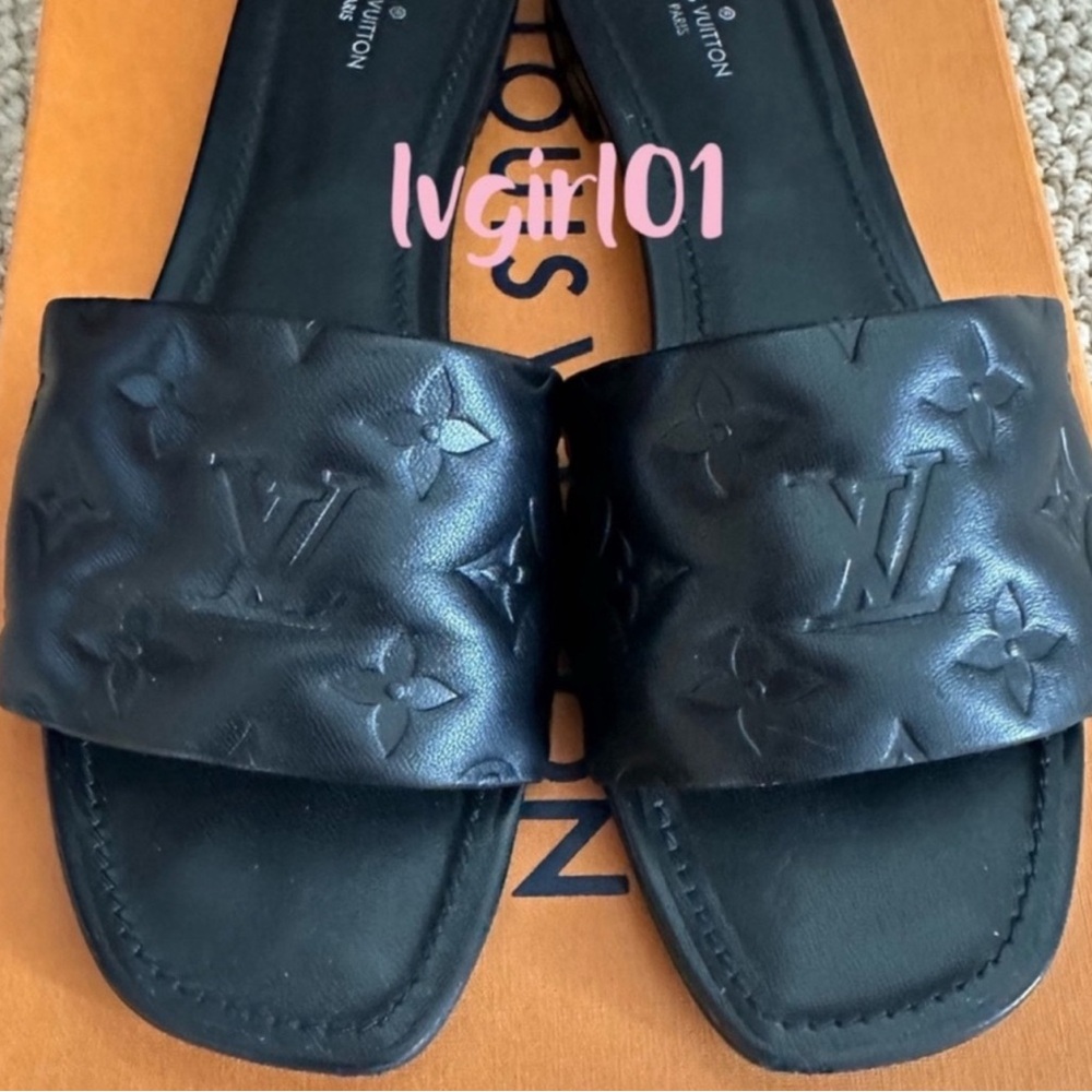 🌸💯Authentic Louis Vuitton Revival Mule Sandal - Picture 2 of 14